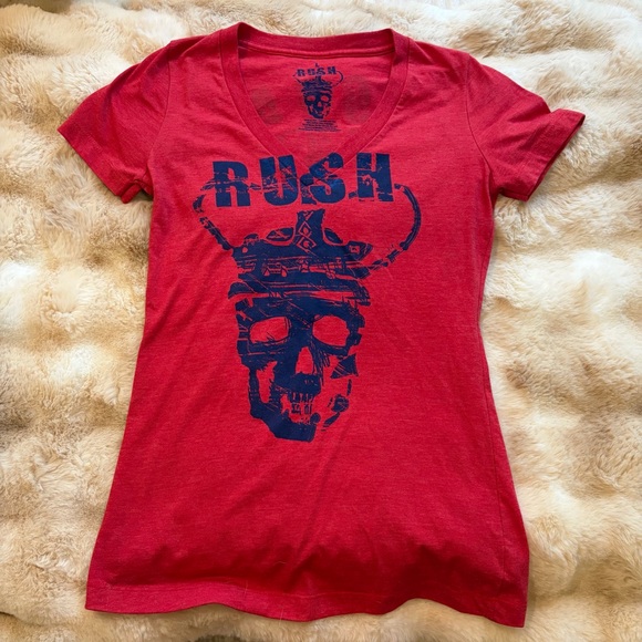 Tops - Rush Graphic Skull V-Neck Tee - Red & Navy women’s size large